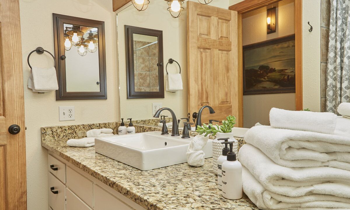 Photo of Bathroom in Teton Pines