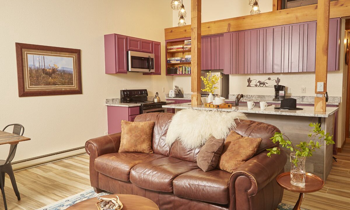 Photo of Livingroom in Teton Pines