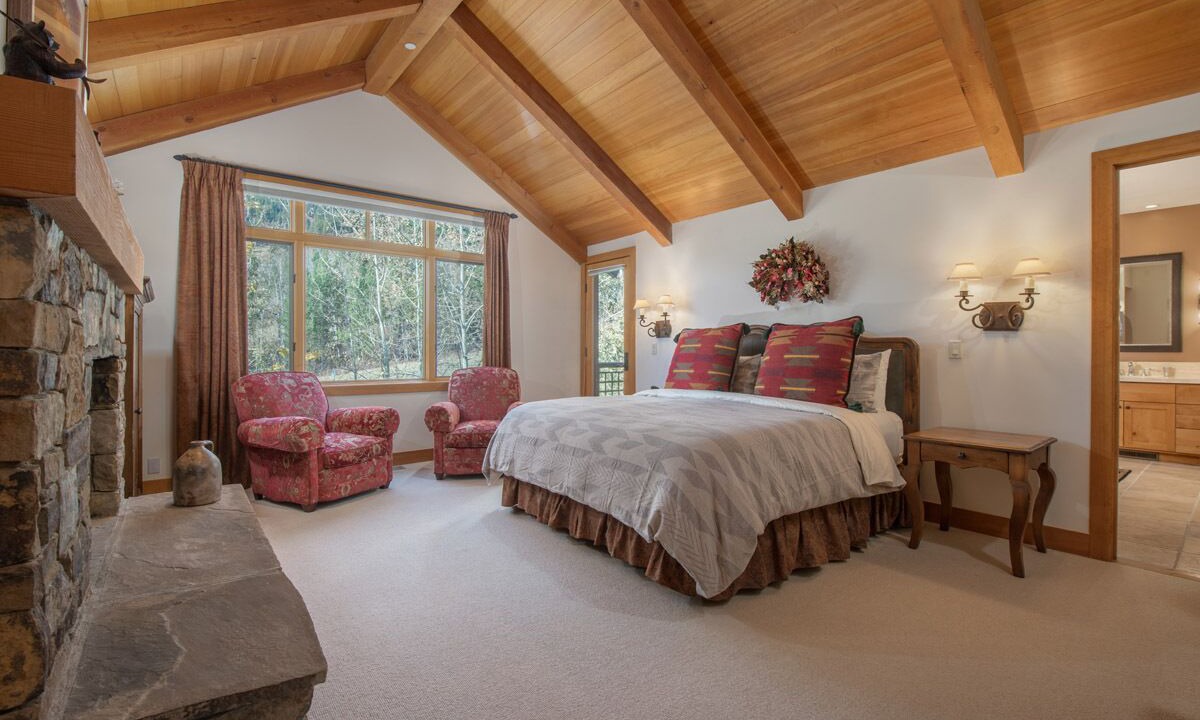 Photo of Bedroom in Teton Village