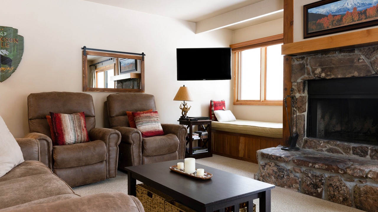 Photo of Livingroom in Teton Pines