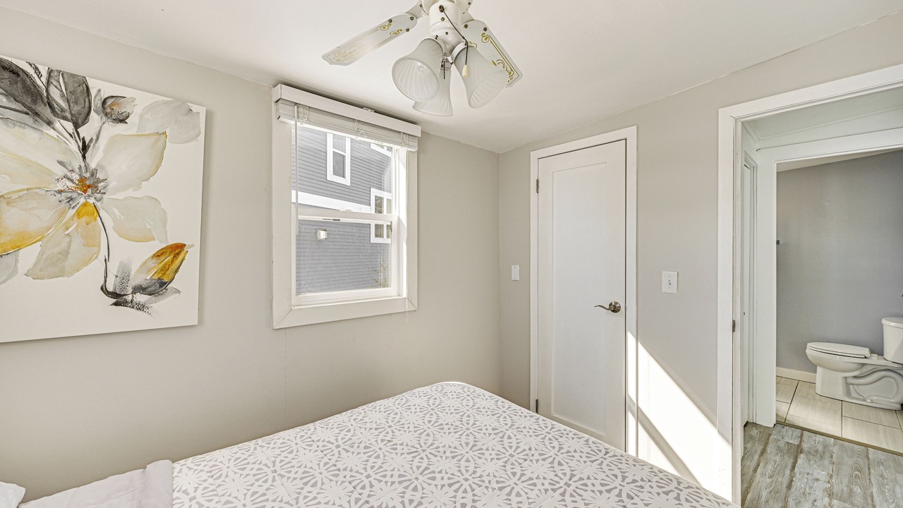 Photo of Bedroom in Sister Lakes