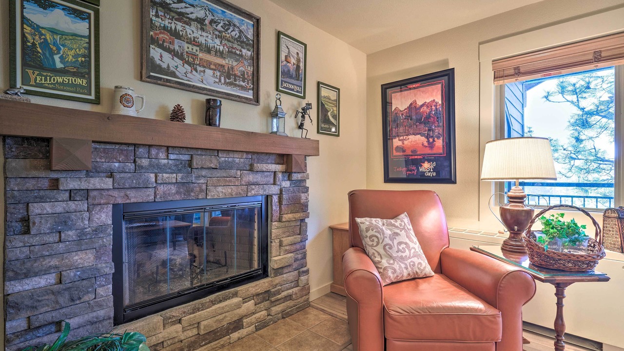 Photo of Livingroom in Bend
