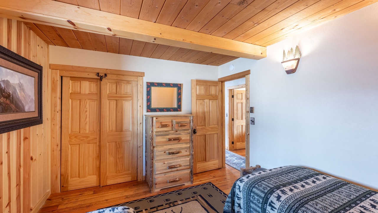 Photo of Bedroom in Moose Wilson Road