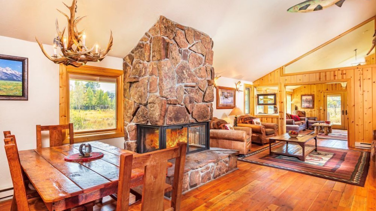 Photo of Livingroom in Moose Wilson Road