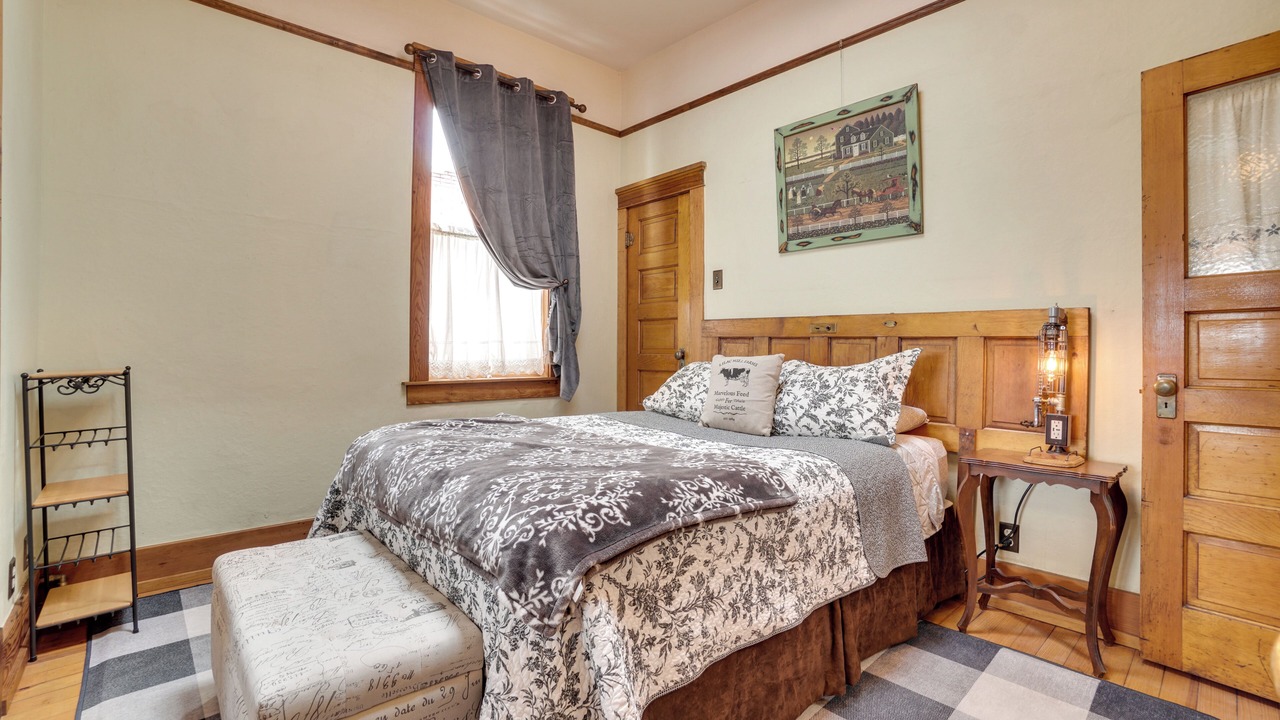 Photo of Bedroom in Laramie