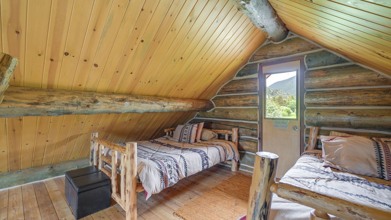 Photo of Bedroom in Alder