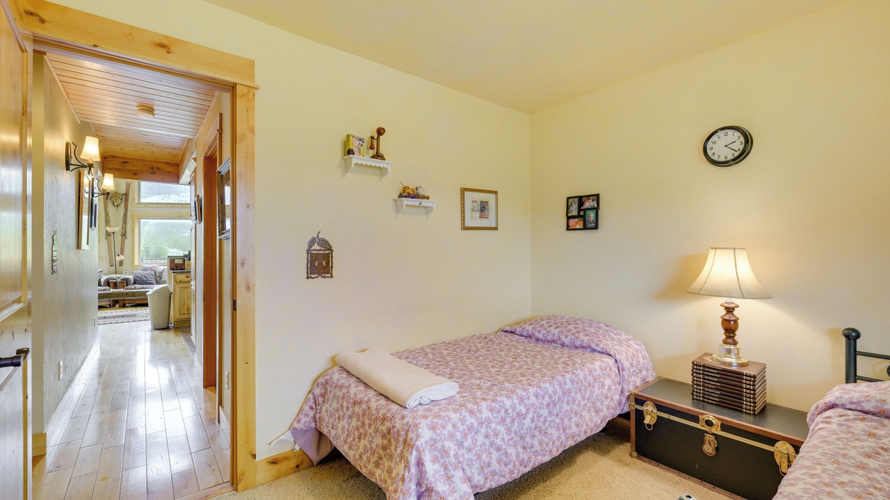 Photo of Bedroom in Alder