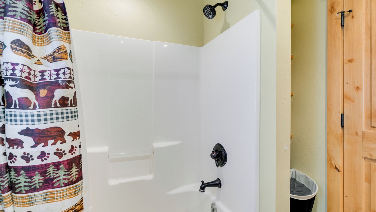 Photo of Bathroom in Alder