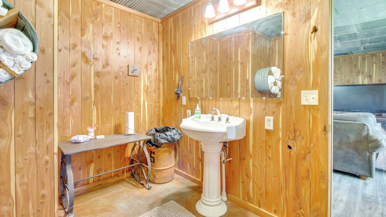 Photo of Bathroom in Everton