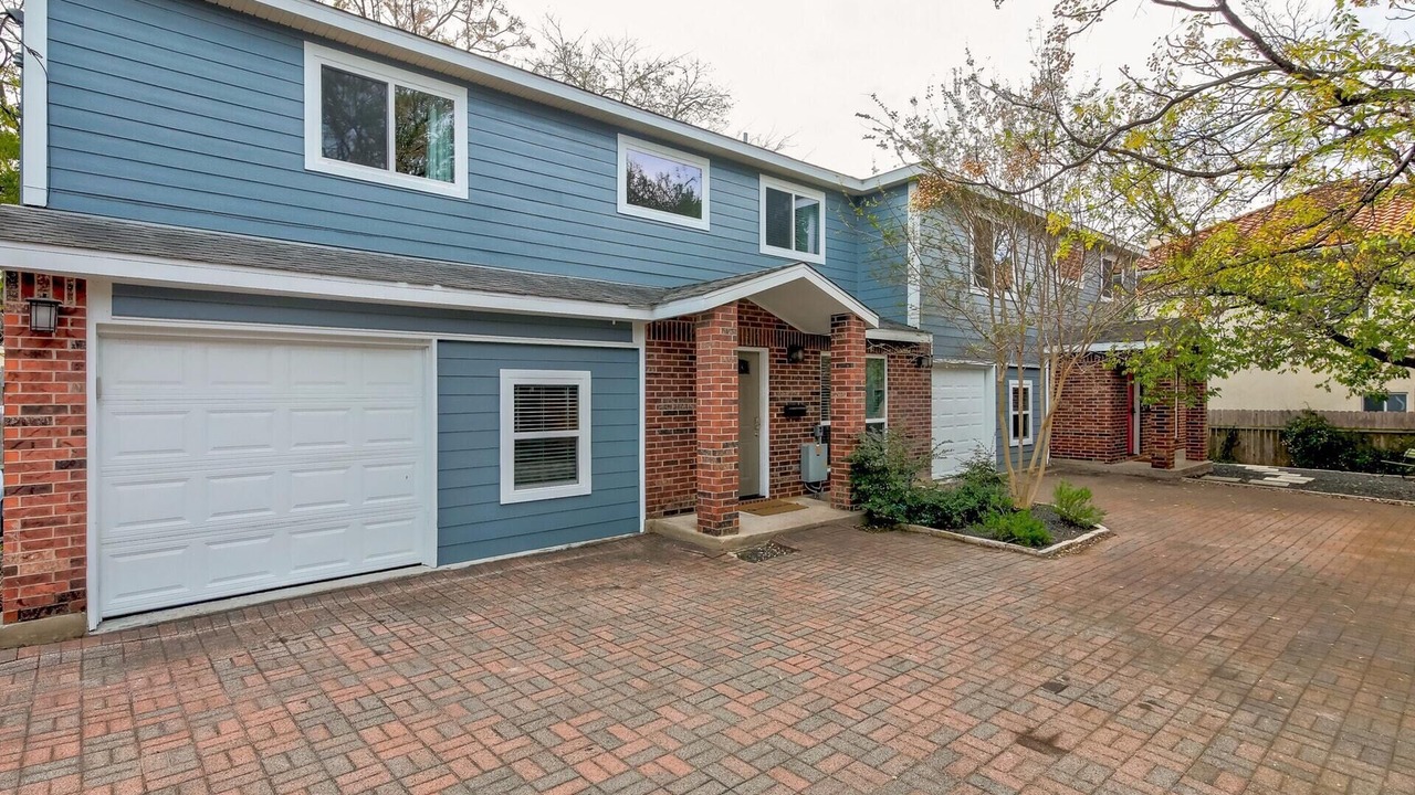 Photo of Outdoor in Clarksville