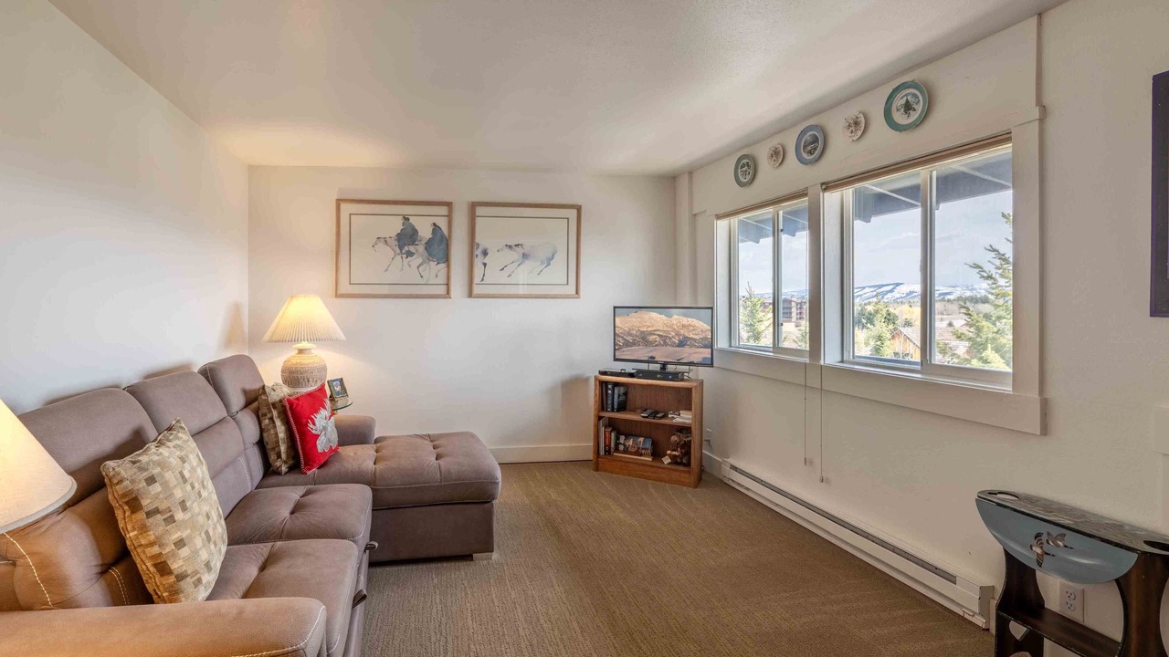 Photo of Livingroom in Teton Village