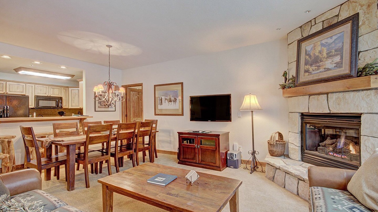 Photo of Livingroom in Four O'Clock