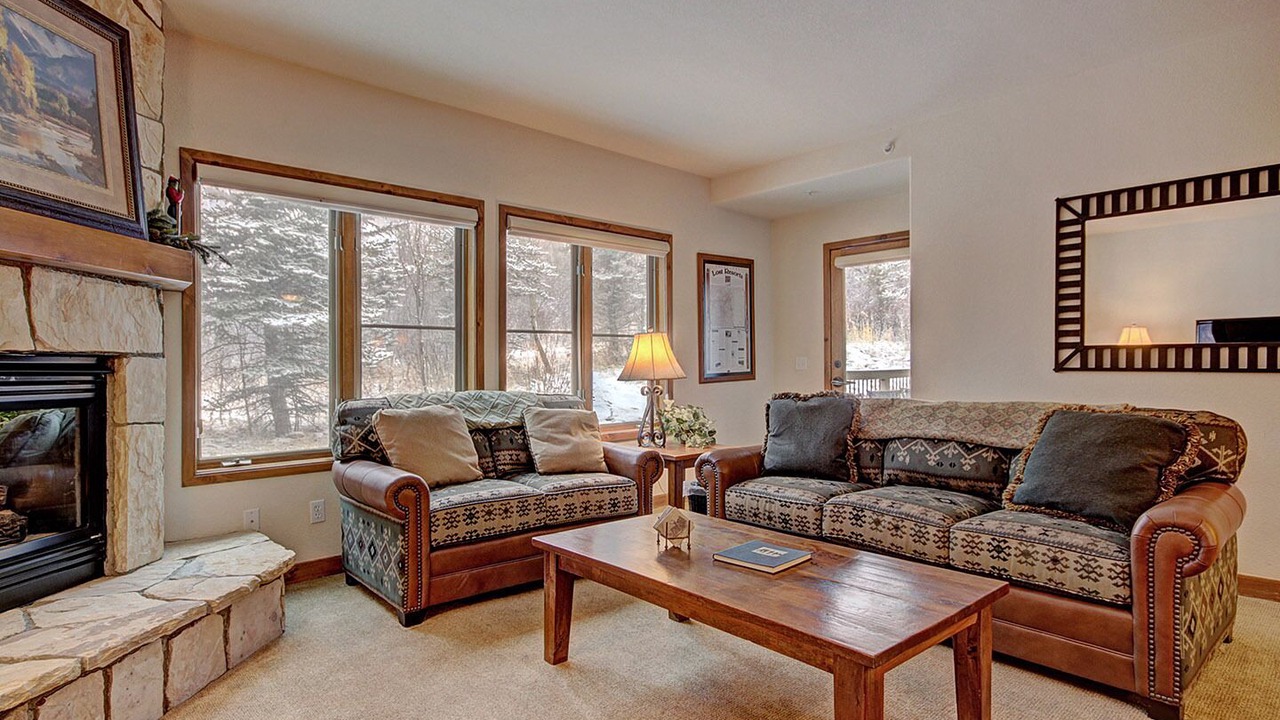 Photo of Livingroom in Four O'Clock