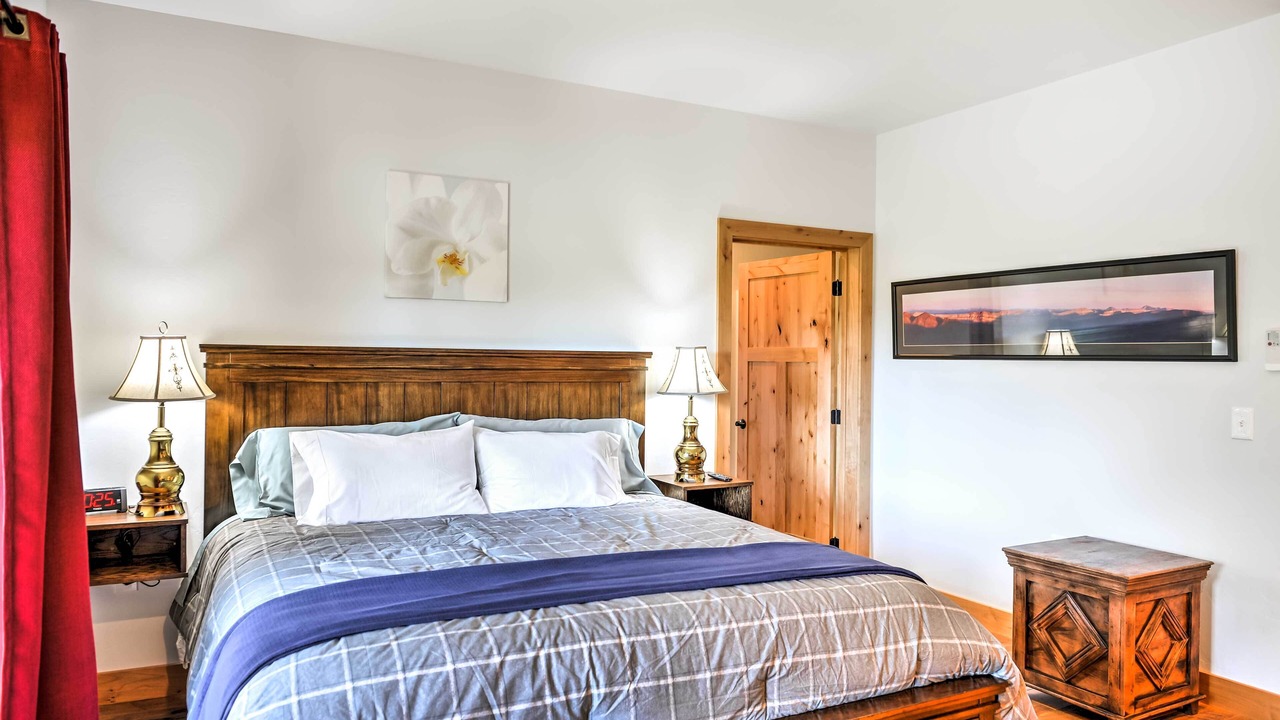 Photo of Bedroom in Columbia Falls