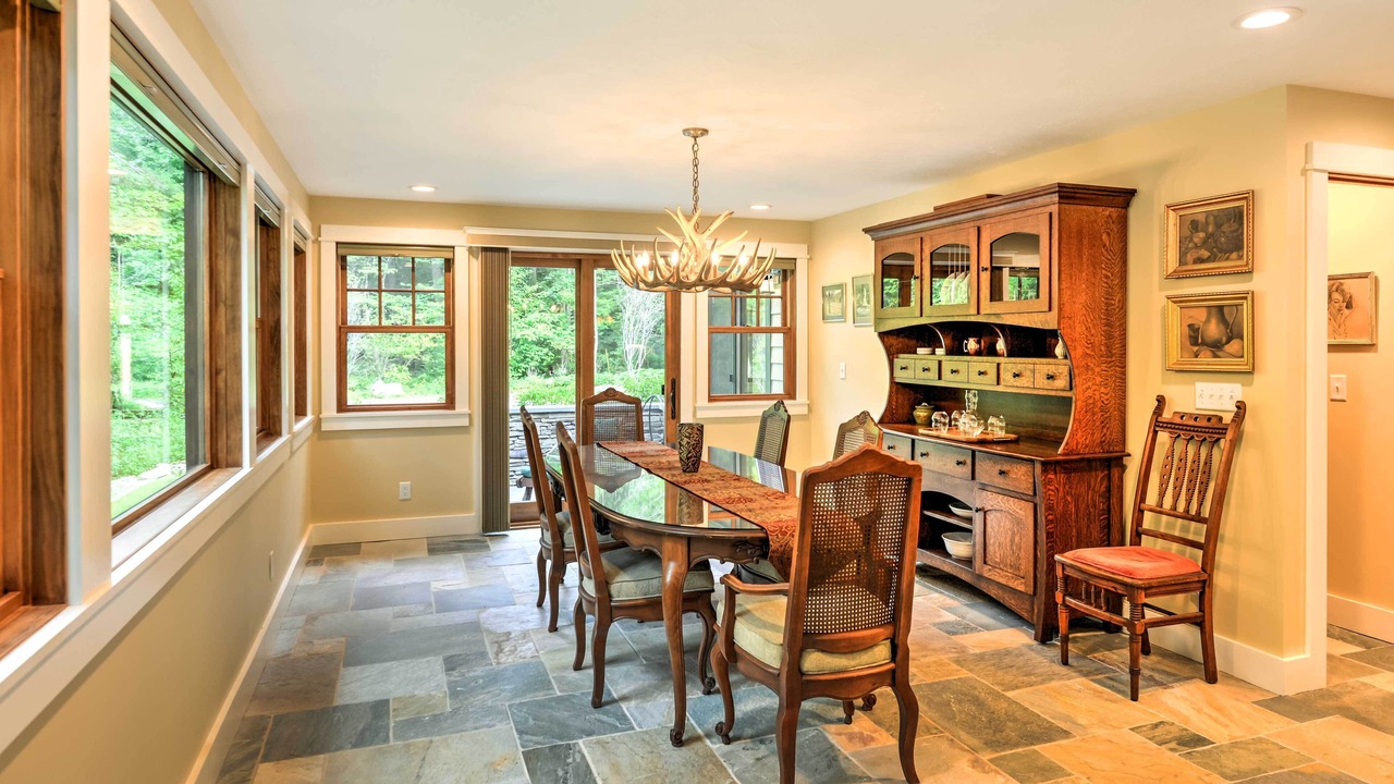 Photo of Bedroom in Laurel Mountain