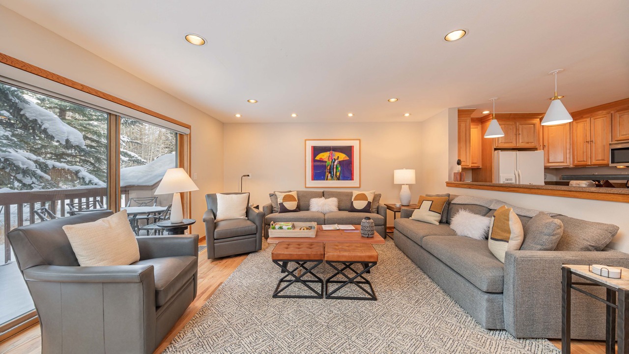 Photo of Livingroom in Teton Village
