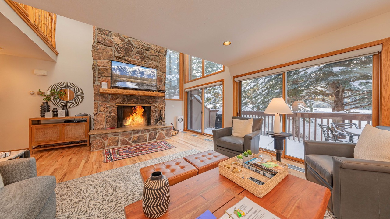 Photo of Livingroom in Teton Village
