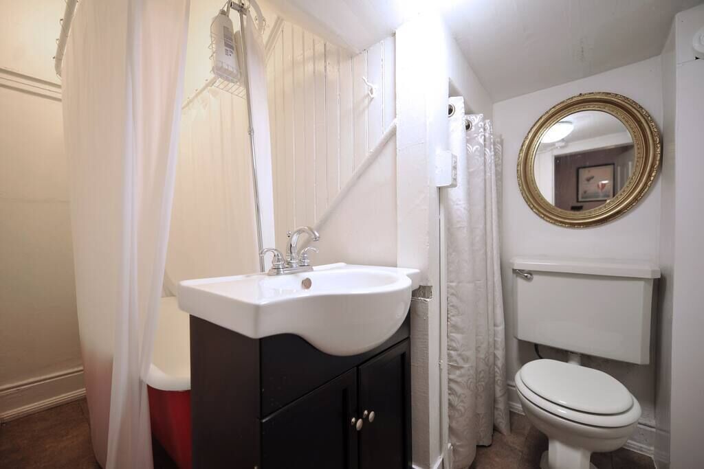 Photo of Bathroom in Butchertown