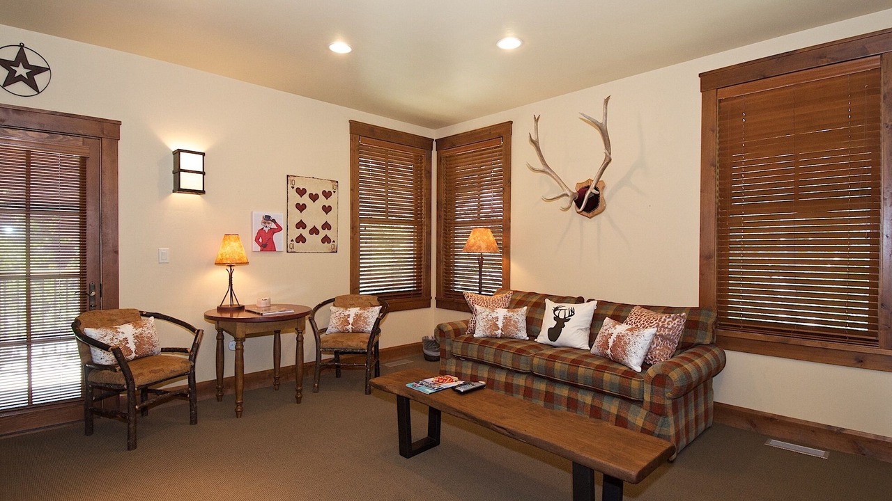 Photo of Livingroom in Jackson