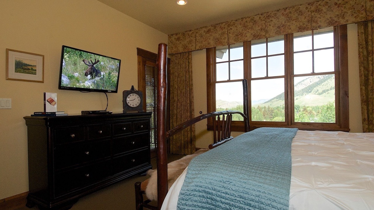Photo of Bedroom in Jackson