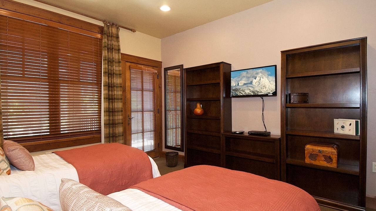 Photo of Bedroom in Jackson