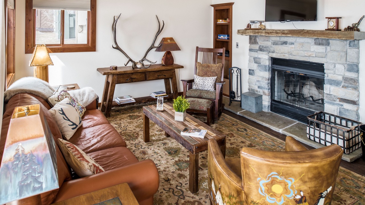 Photo of Livingroom in Teton Village