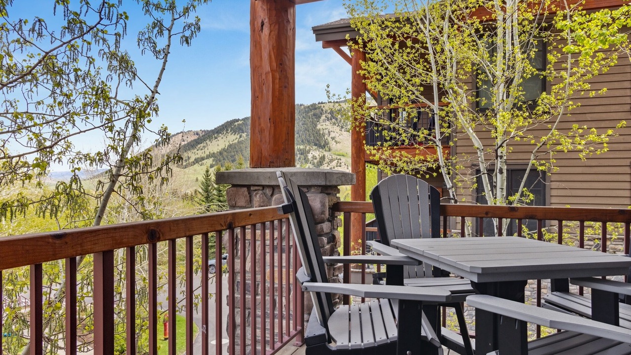 Photo of Patio Balcony in Jackson