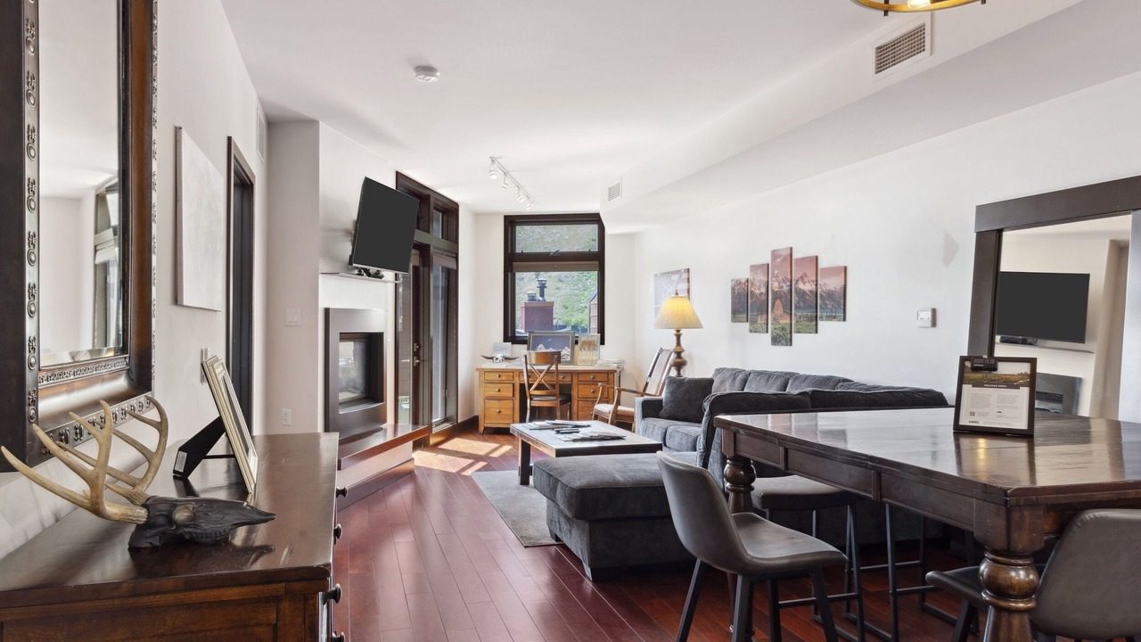 Photo of Livingroom in Jackson