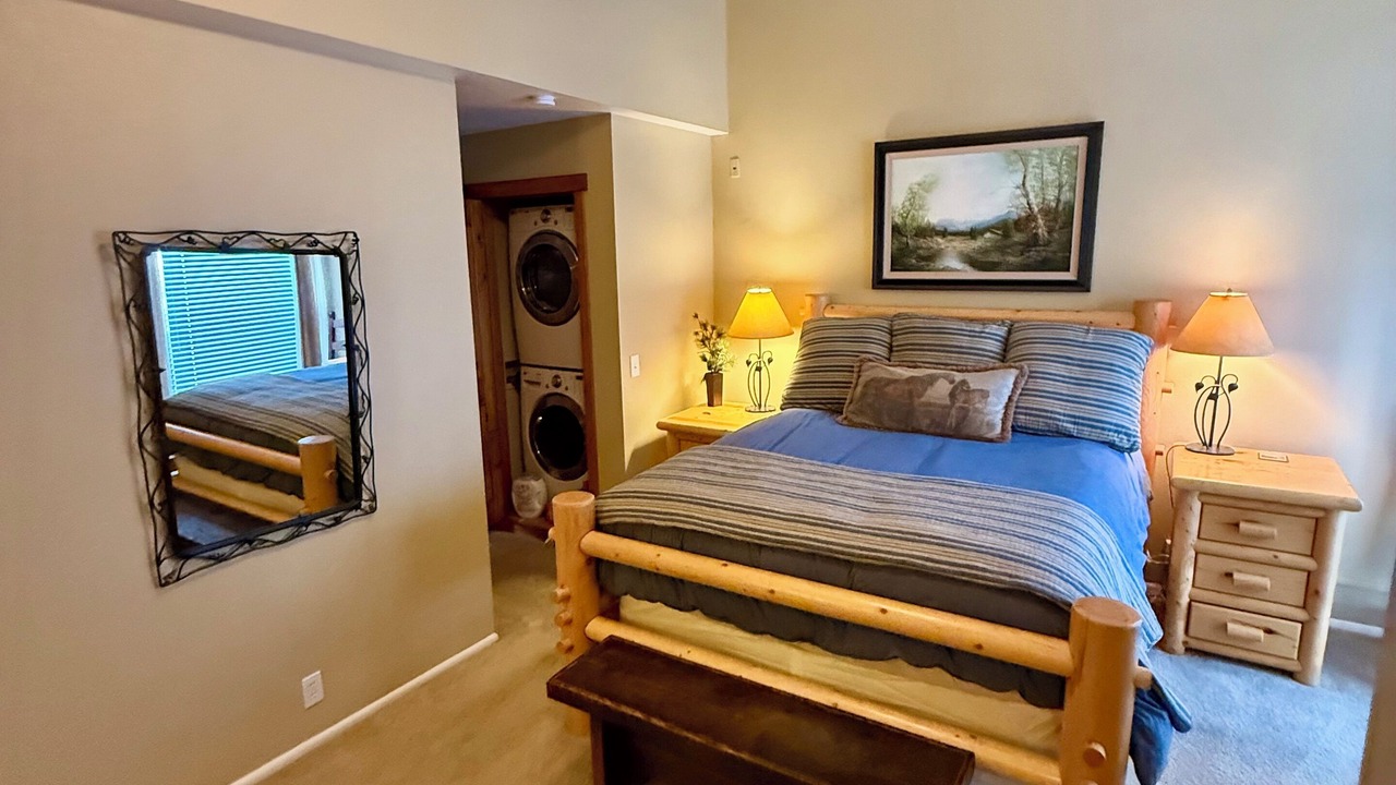 Photo of Bedroom in Park Meadows