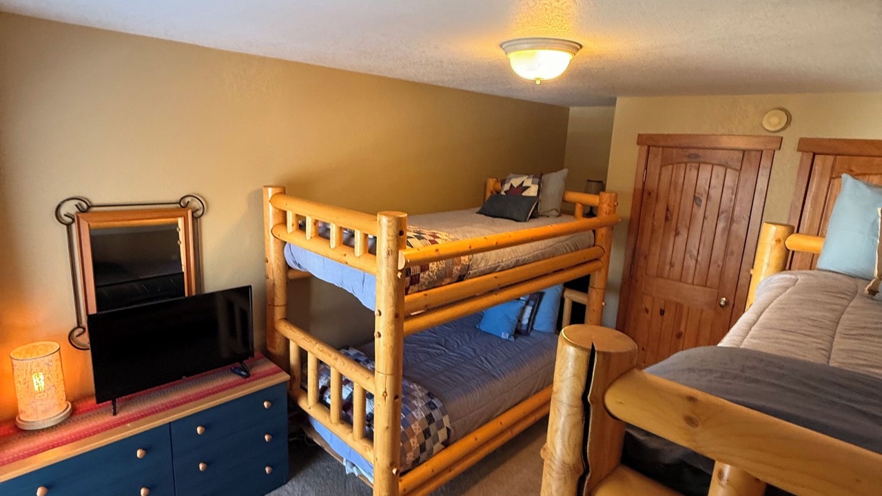 Photo of Bedroom in Park Meadows