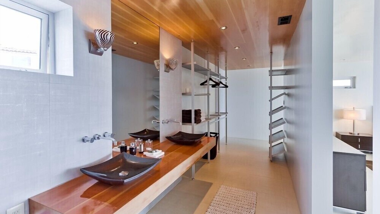 Photo of Bathroom in Sunset Cliffs