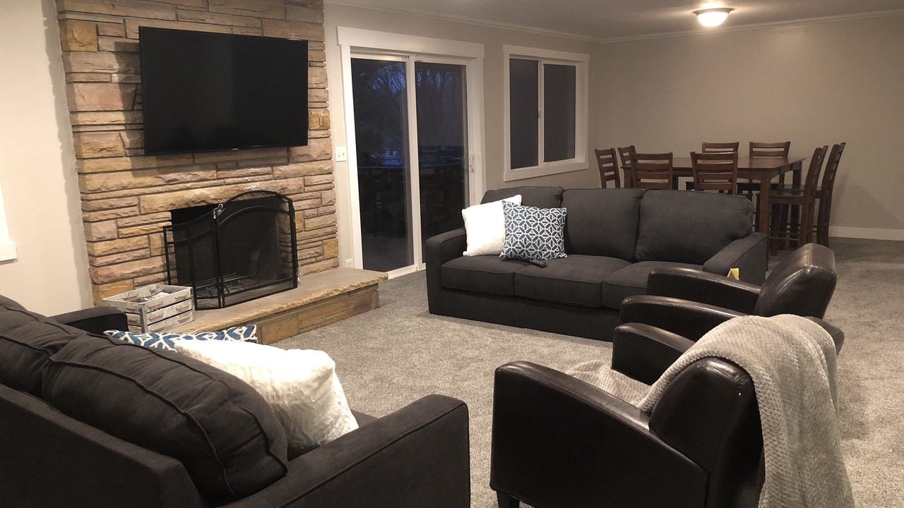 Photo of Livingroom in Millcreek