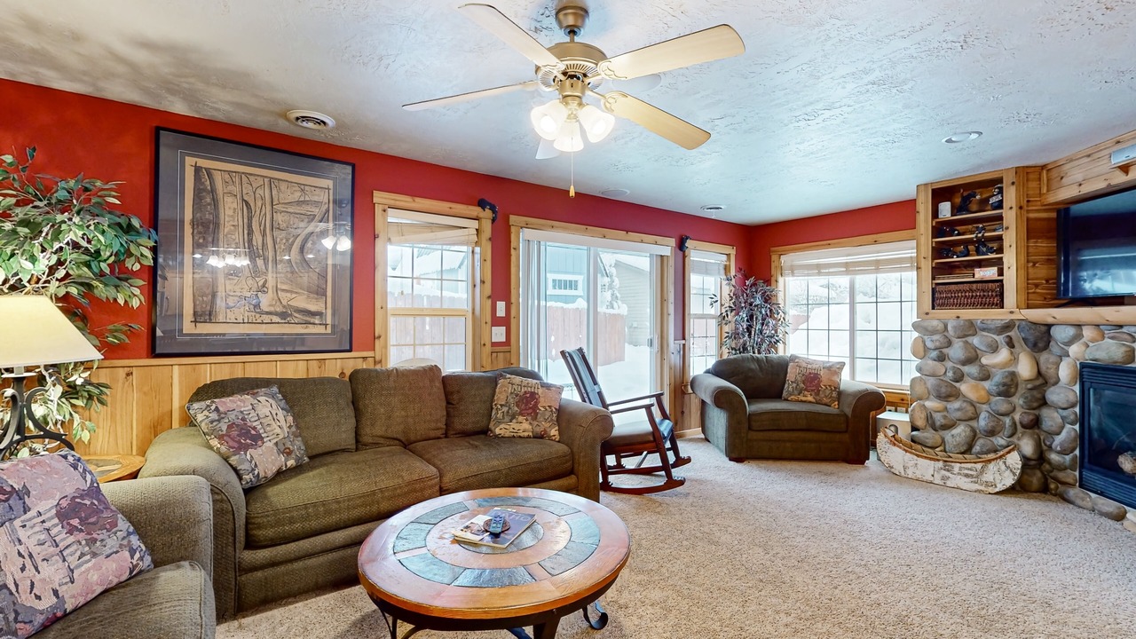 Photo of Livingroom in McCall