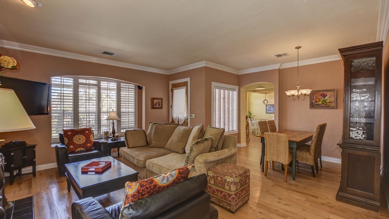 Photo of Livingroom in Nob Hill