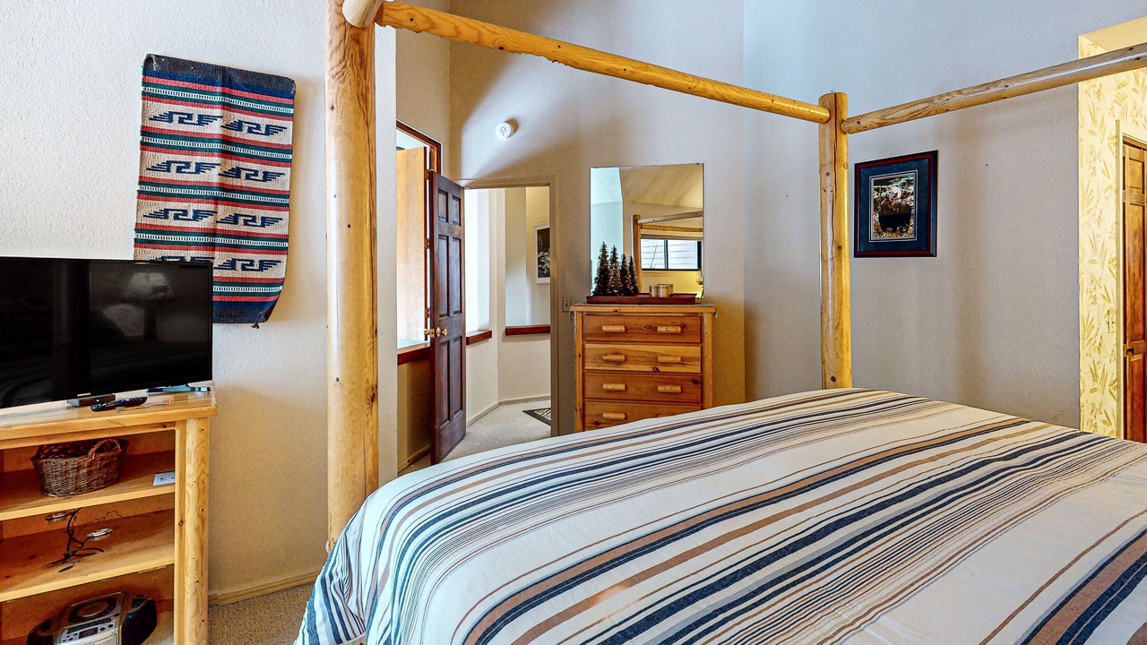 Photo of Bedroom in McCall