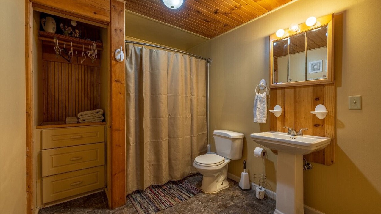 Photo of Bathroom in Lancaster