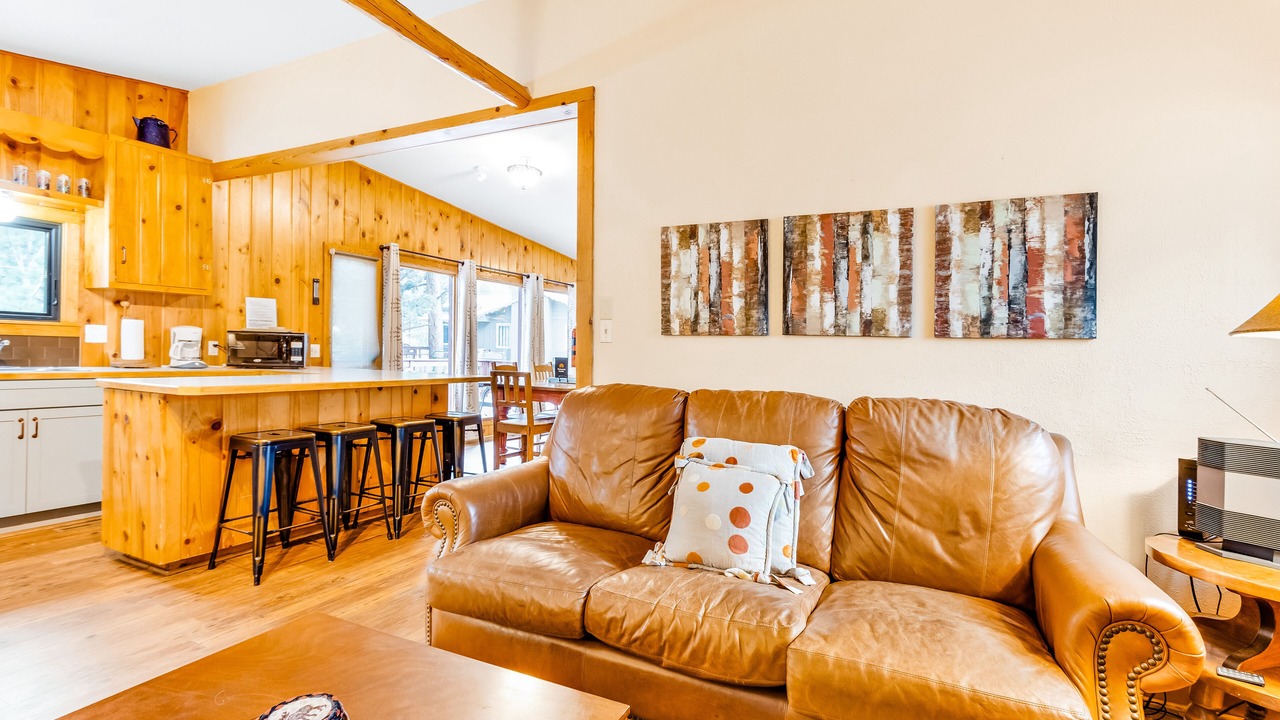 Photo of Livingroom in Estes Park