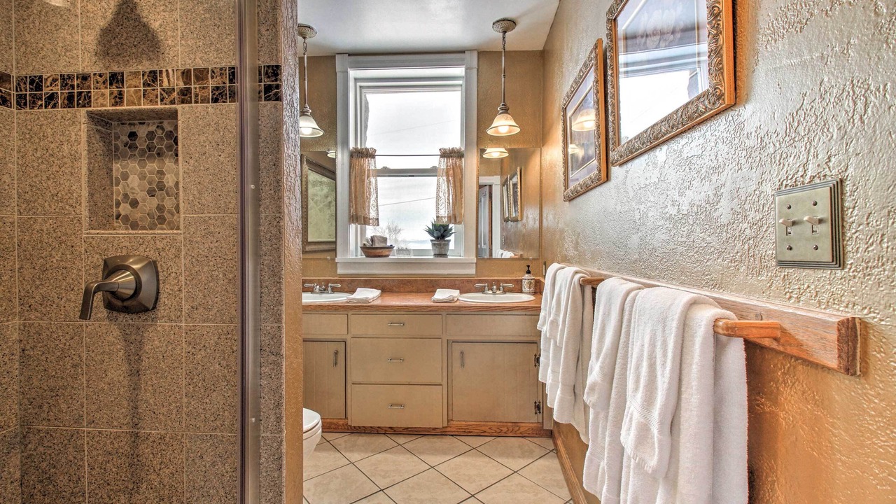 Photo of Bathroom in Helena