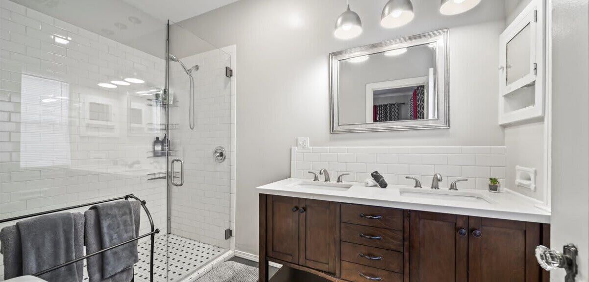 Photo of Bathroom in Sunrise Terrace
