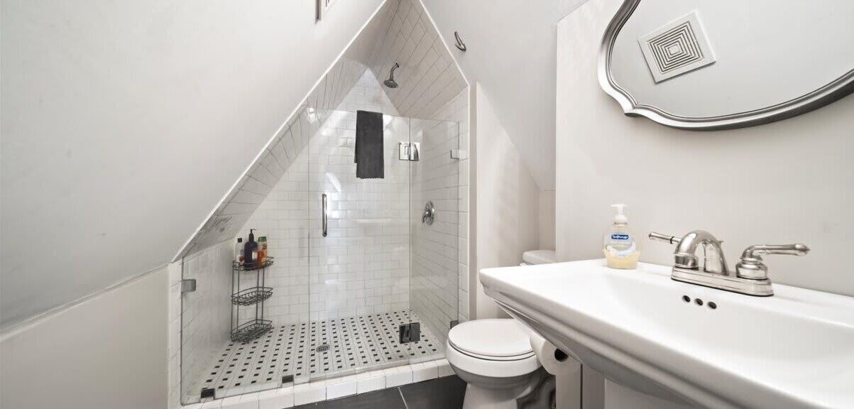 Photo of Bathroom in Sunrise Terrace