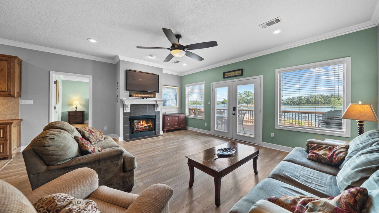 Photo of Livingroom in Lake Hamilton
