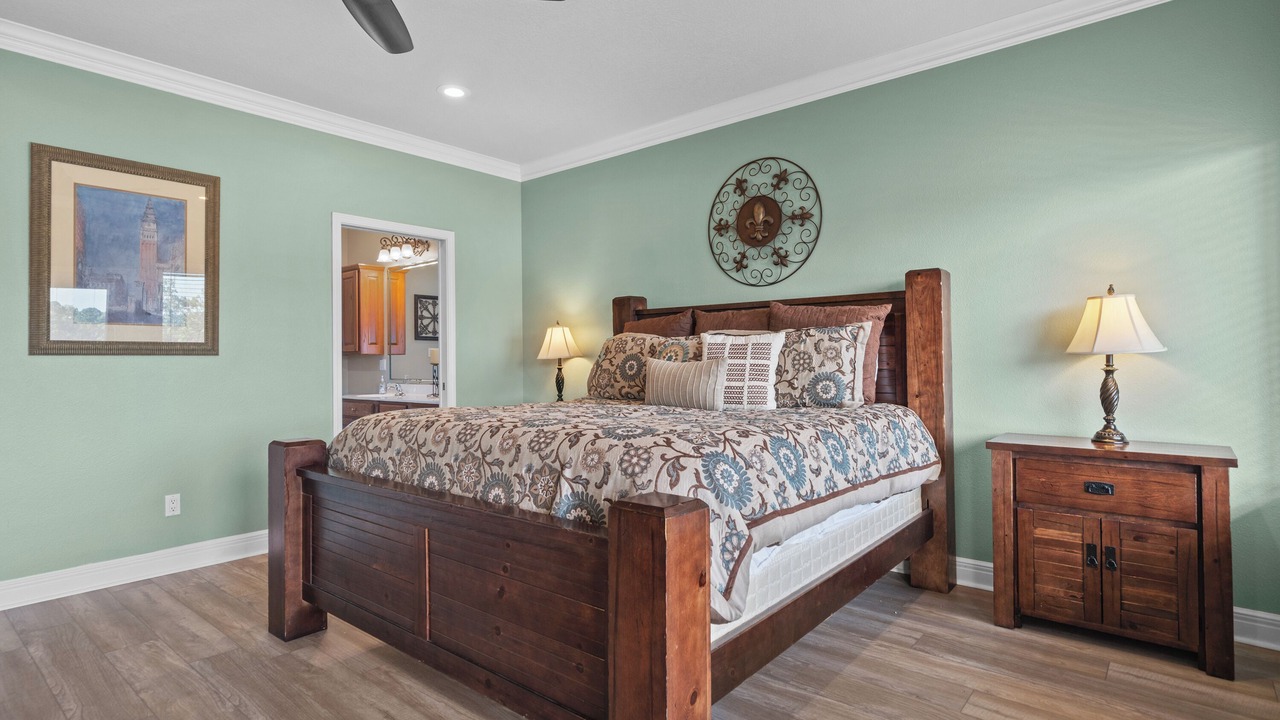 Photo of Bedroom in Lake Hamilton