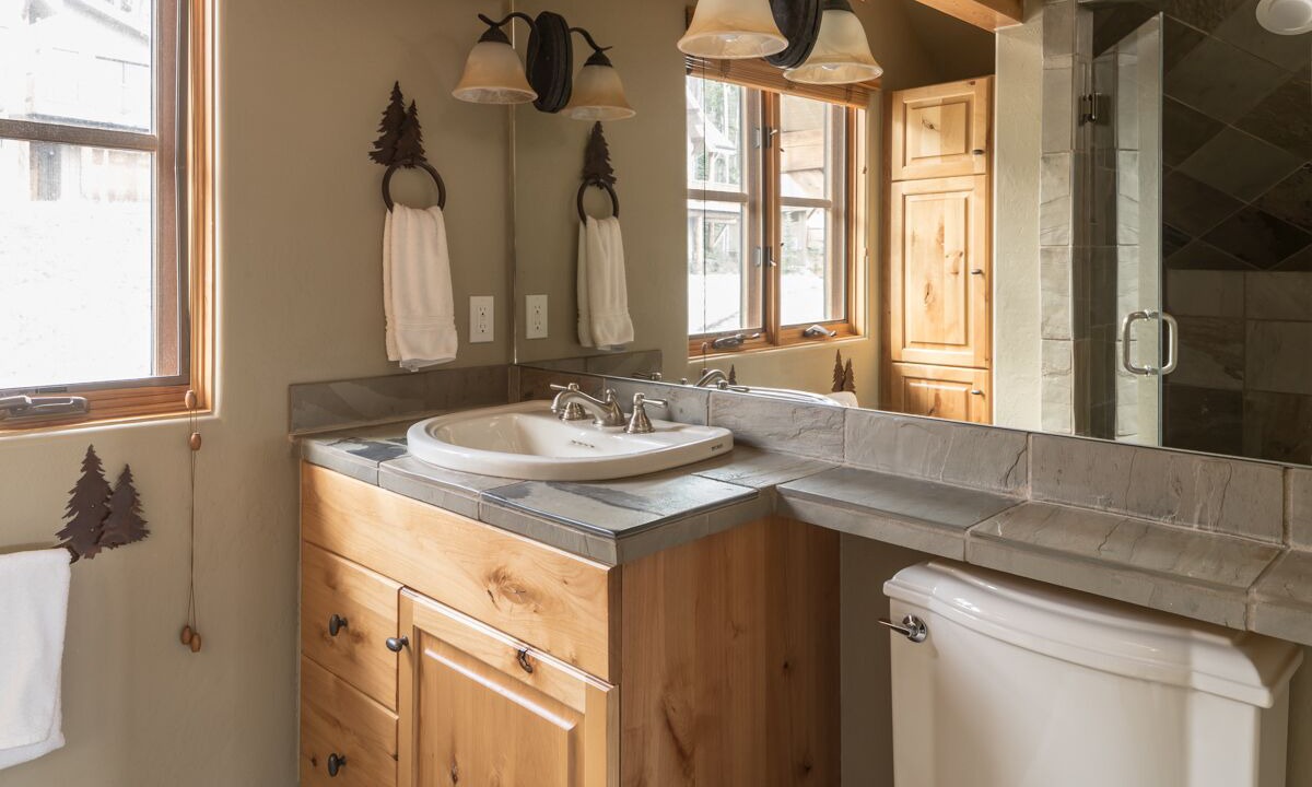 Photo of Bathroom in Big Sky