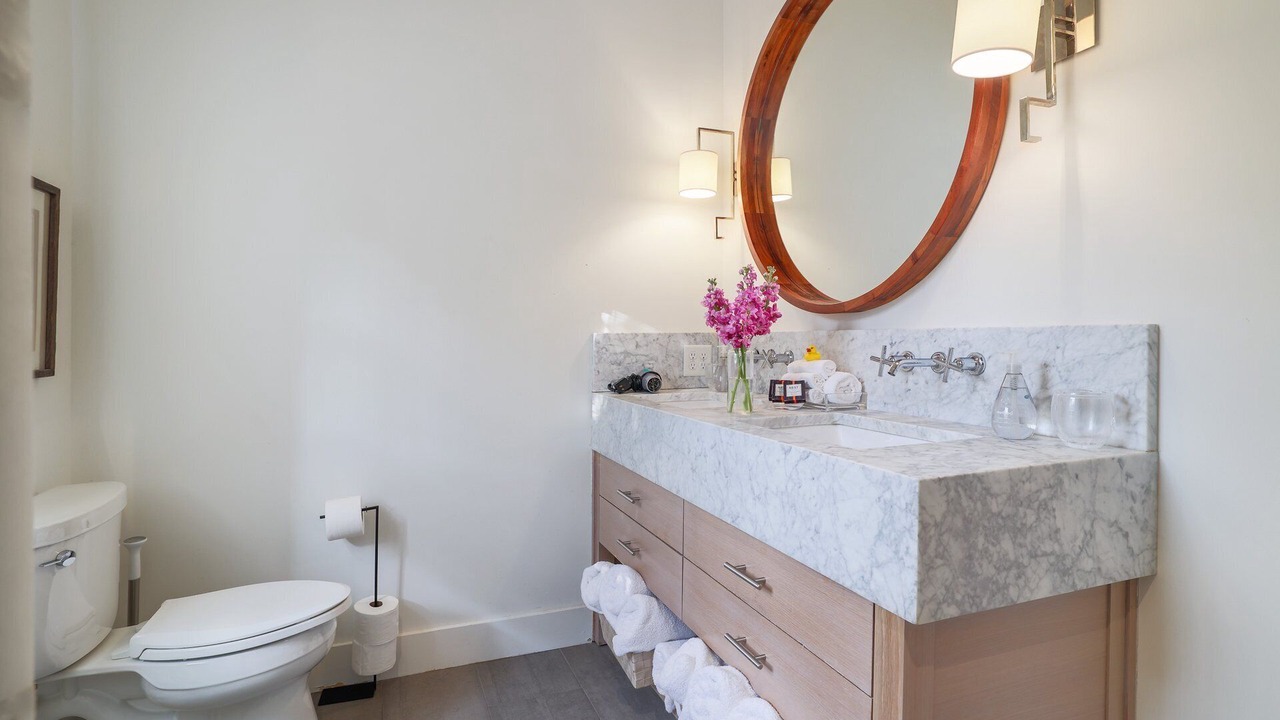 Photo of Bathroom in West Oak Hill
