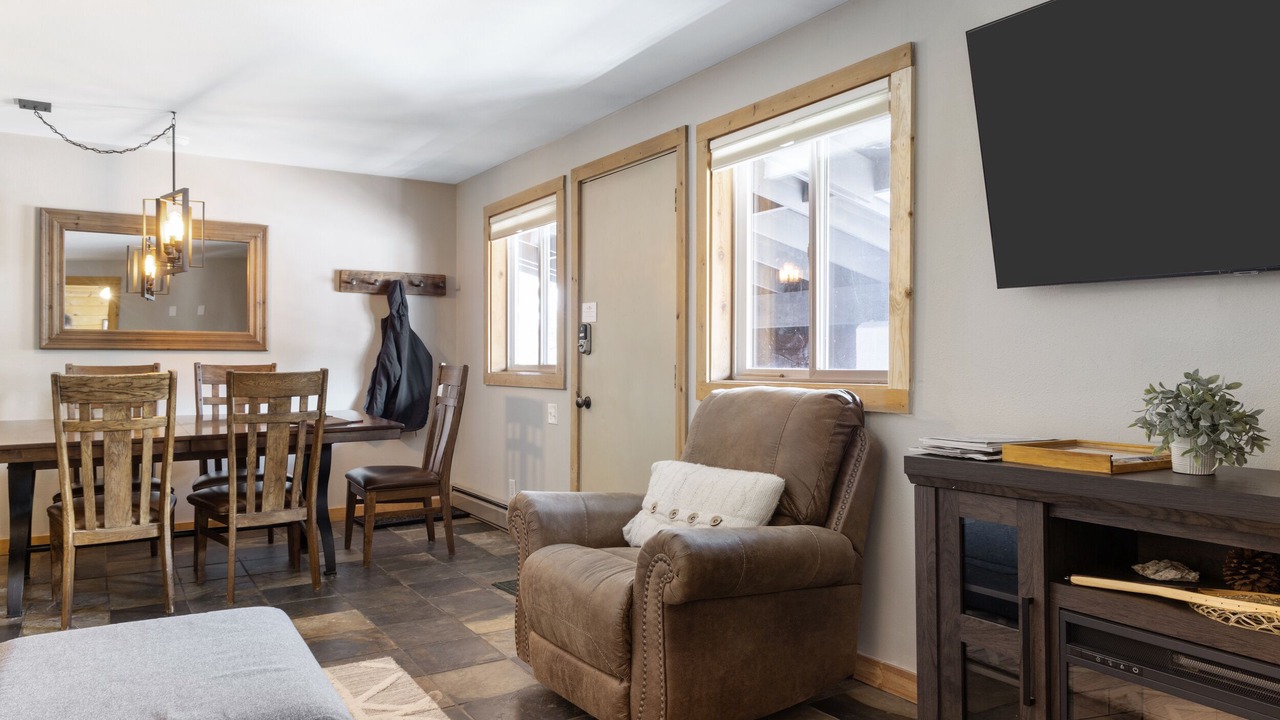 Photo of Livingroom in Teton Village