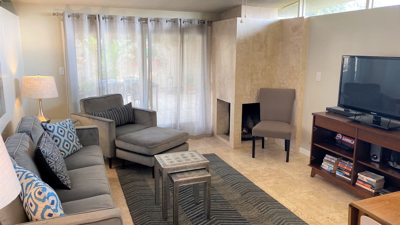 Photo of Livingroom in North Arroyo