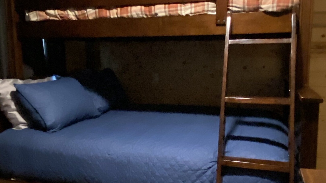 Photo of Bedroom in West Yellowstone