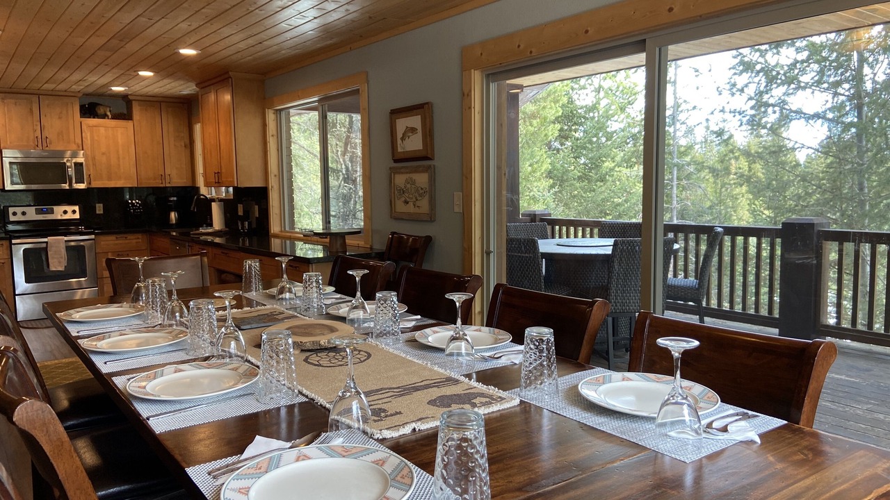 Photo of Bedroom in West Yellowstone