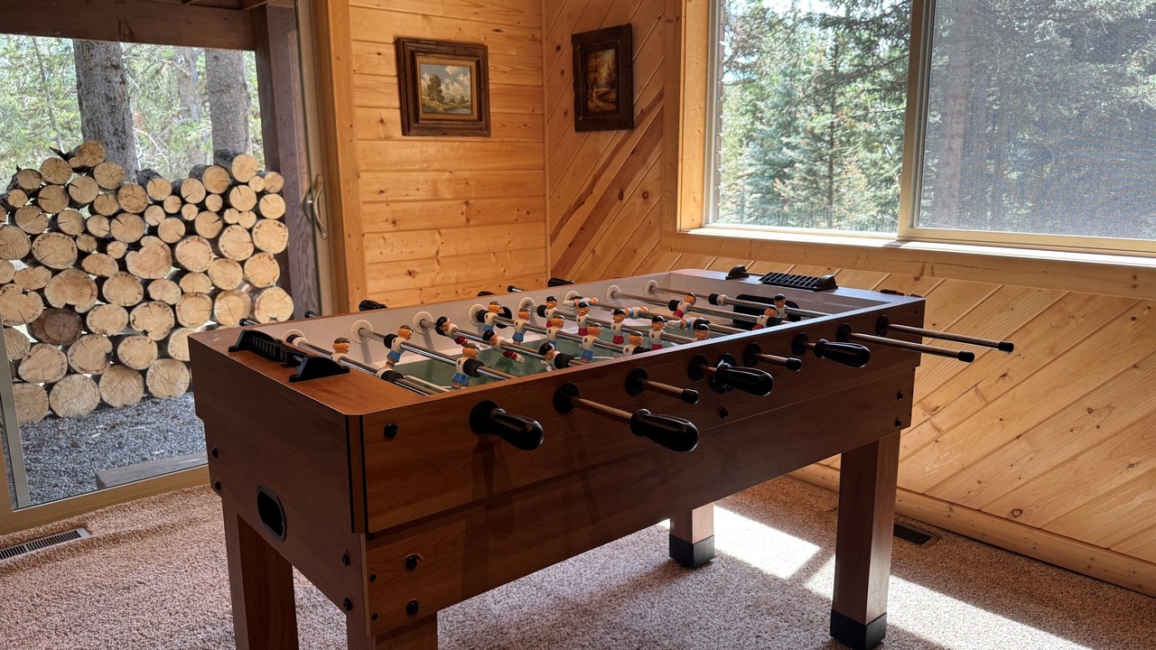 Photo of Bedroom in West Yellowstone