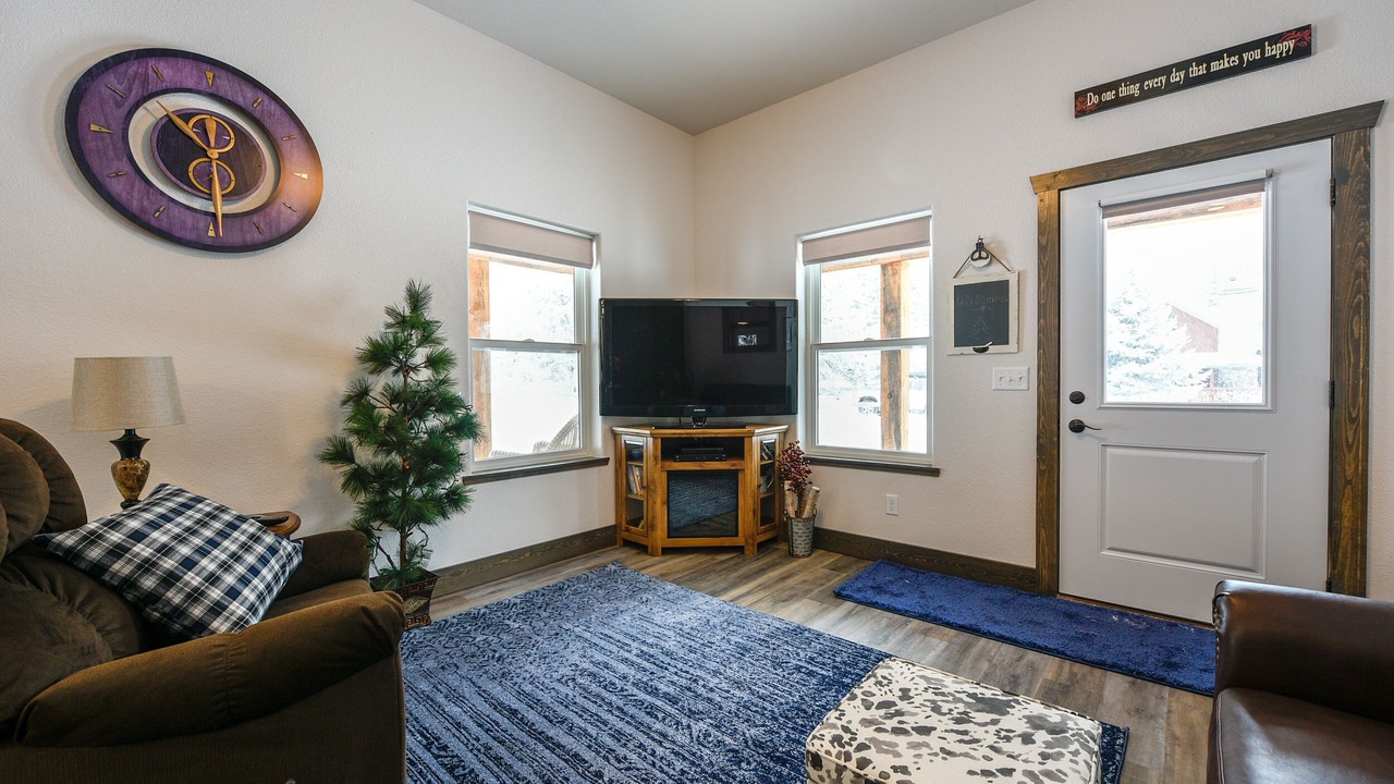 Photo of Livingroom in Cheyenne Crossing